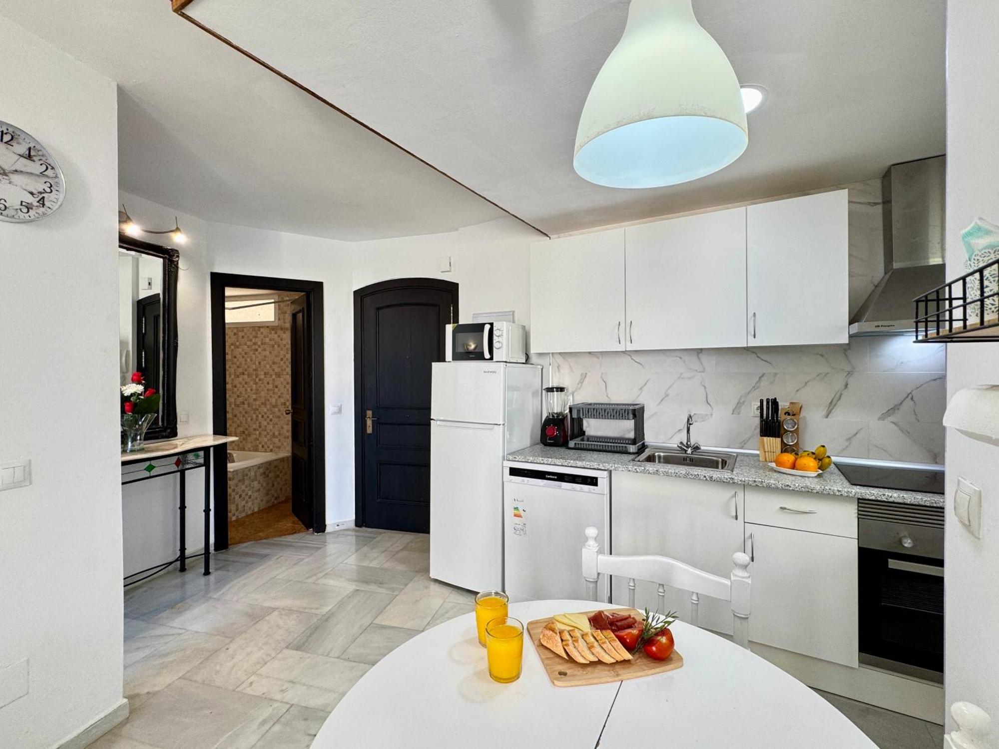 Apartamento Atico En El Puerto Deportivo De Benalmádena
